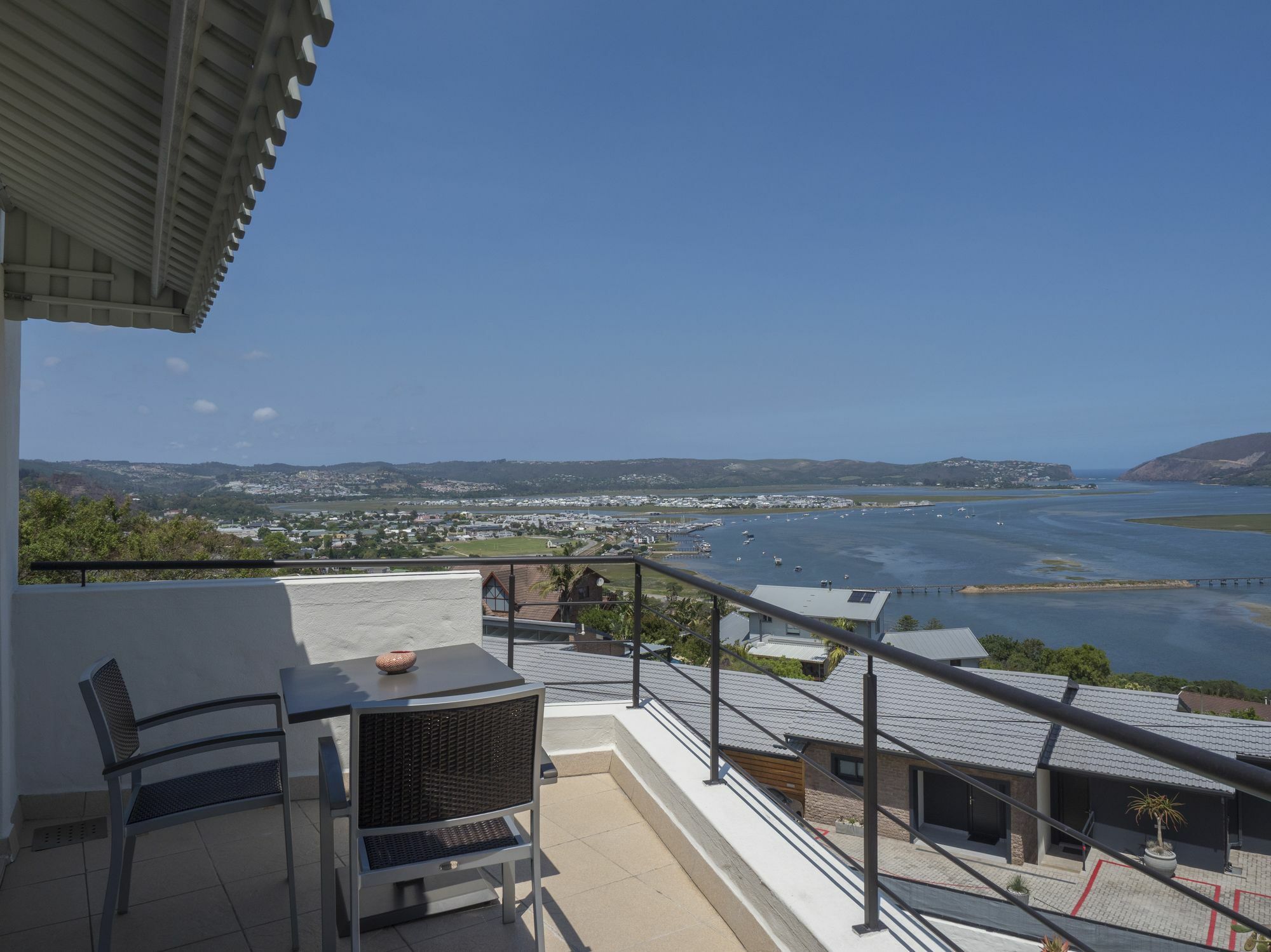 Villa Afrikana Guest Suites By Knysna Paradise Collection Екстер'єр фото